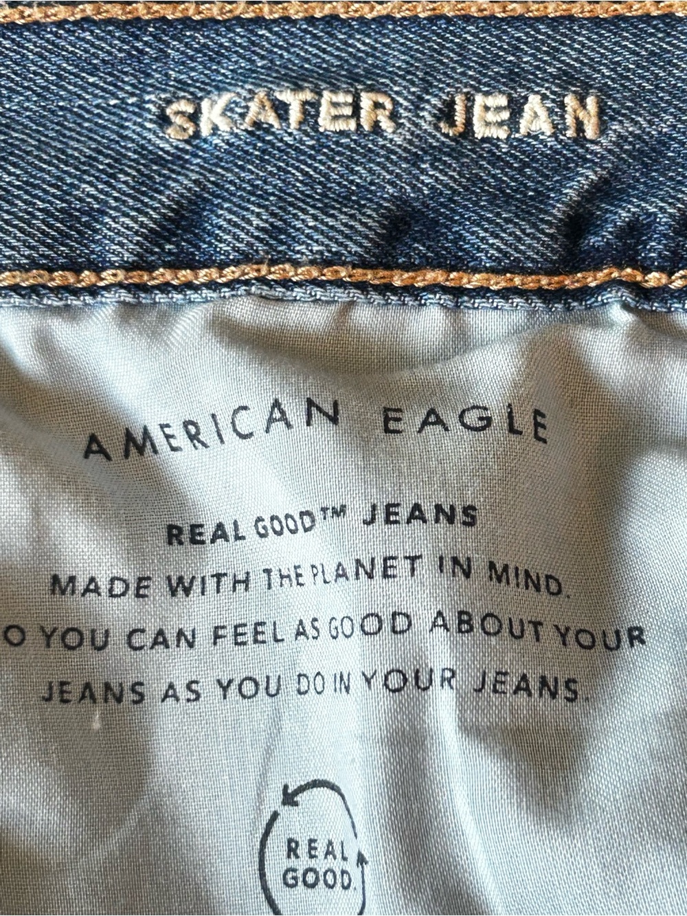 American Eagle Skater Jeans Women’s Size 12 High Rise Straight Leg Medium Wash - Picture 5 of 7